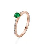 Pierścionek ze szmaragdem i diamentami różowe złoto AJPZ_079